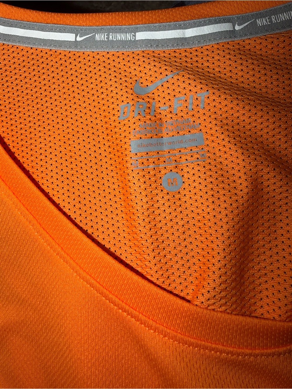 Nike Women’s Orange Short Sleeve Performance Tee - Picture 3 of 3